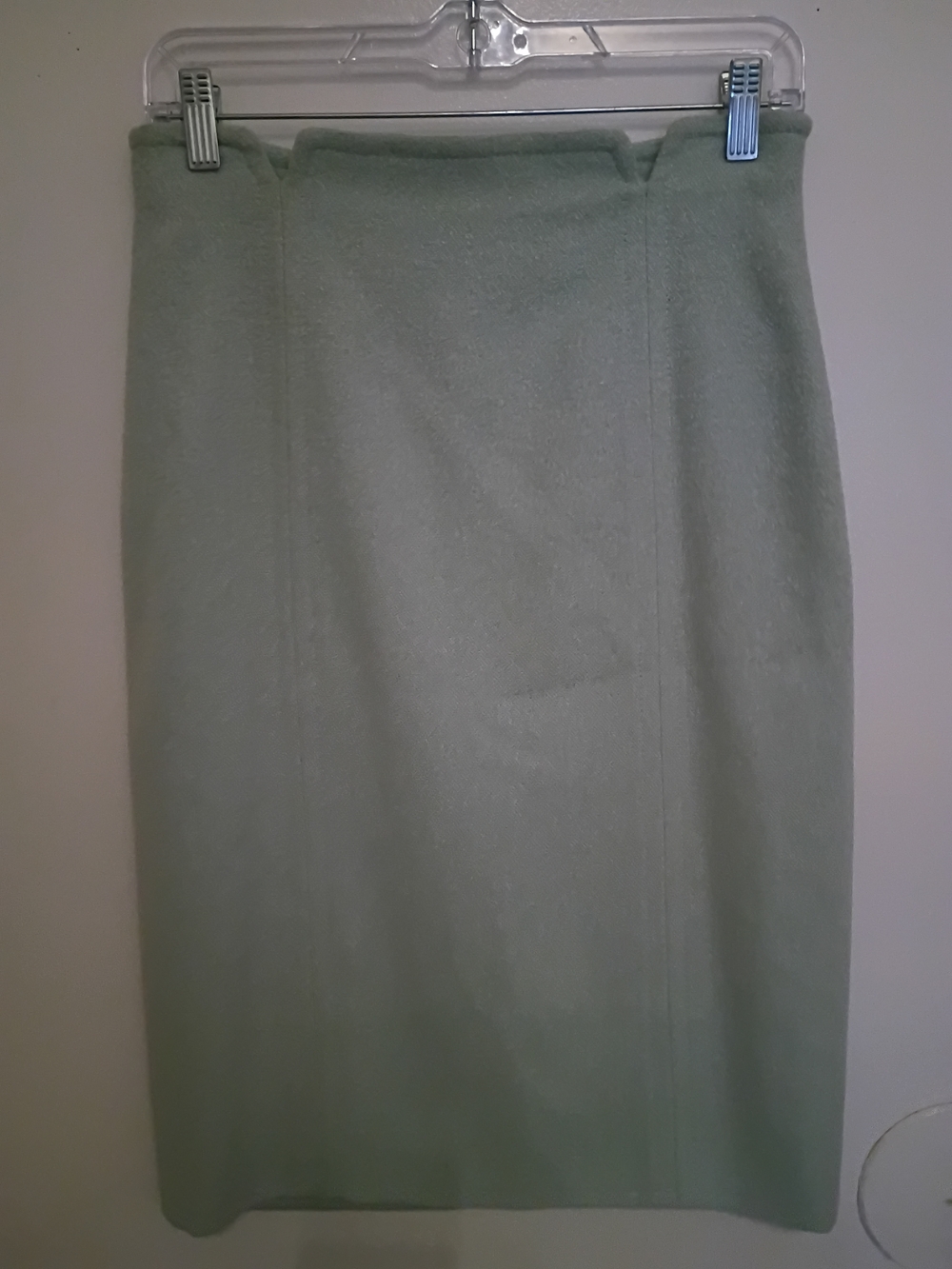 Escada Women's Soft Sage Green Pencil Skirt Wool Blend Sz 5 NWT